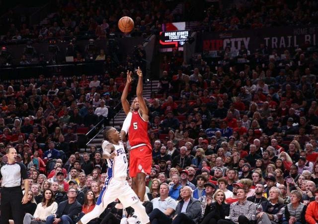 nba表男是谁_利拉德为什么叫表男