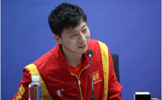 马龙回应退役_乒乓球运动员马龙退役了吗