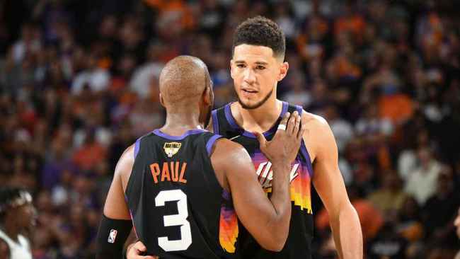 太阳队布克受伤什么时候回归_NBA太阳队德文布克伤情介绍
