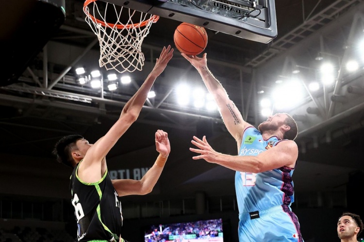 10月15日 NBL(A)常规赛 东南墨尔本凤凰vs新西兰破坏者 全场录像及集锦