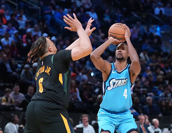 02月18日 NBA新秀挑战赛半决赛2 诺阿队vs特里队 全场录像