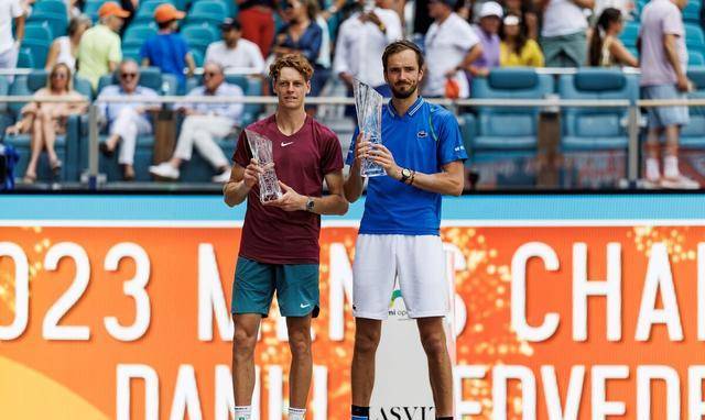 2023ATP迈阿密大师赛男单决赛 辛纳vs梅德韦杰夫 全场录像