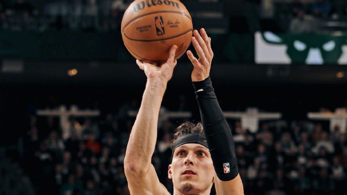 2023.10.31NBA全场录像回放 热火vs雄鹿